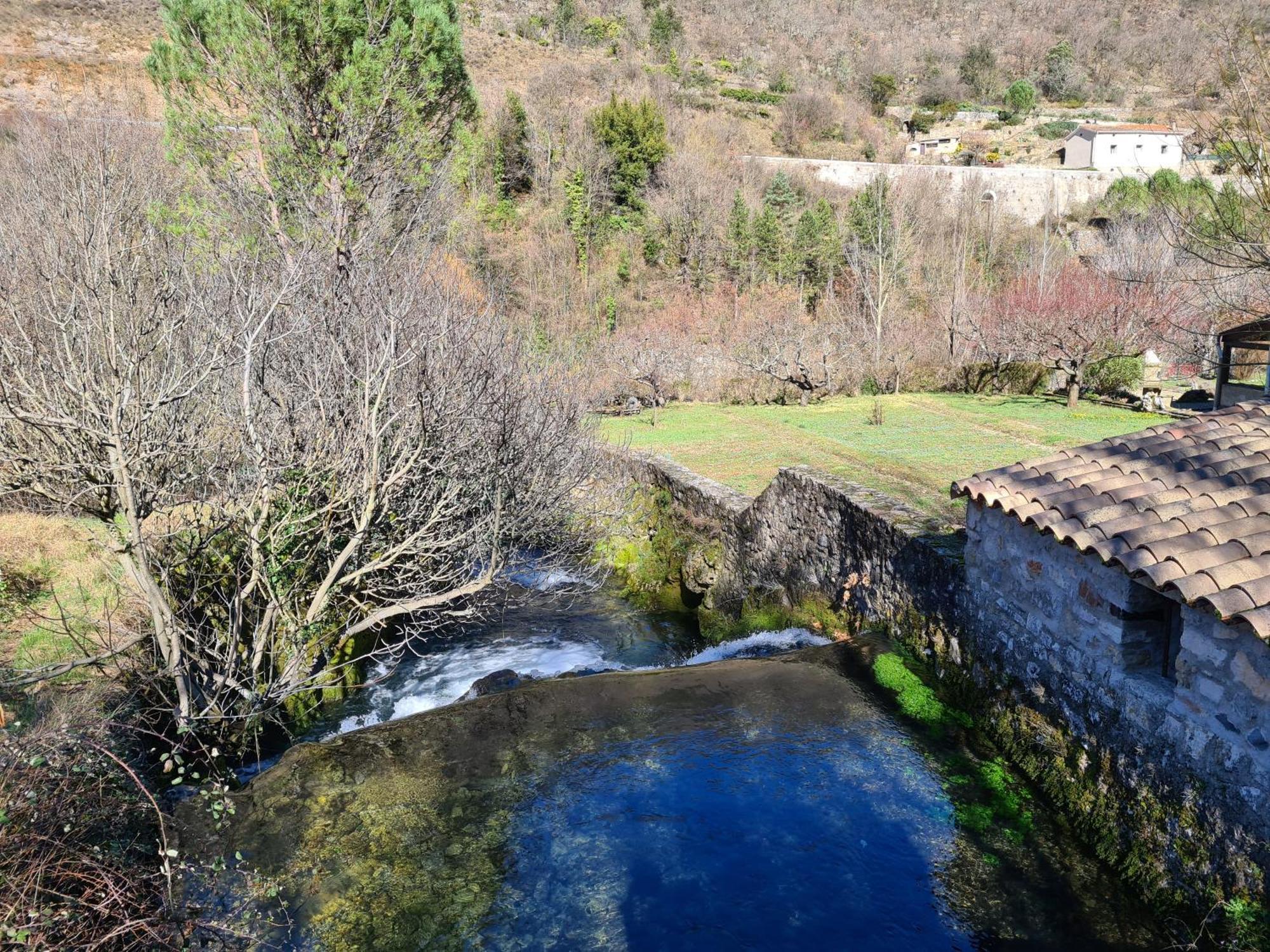 Les Sources / Chez Lea Molieres-Cavaillac